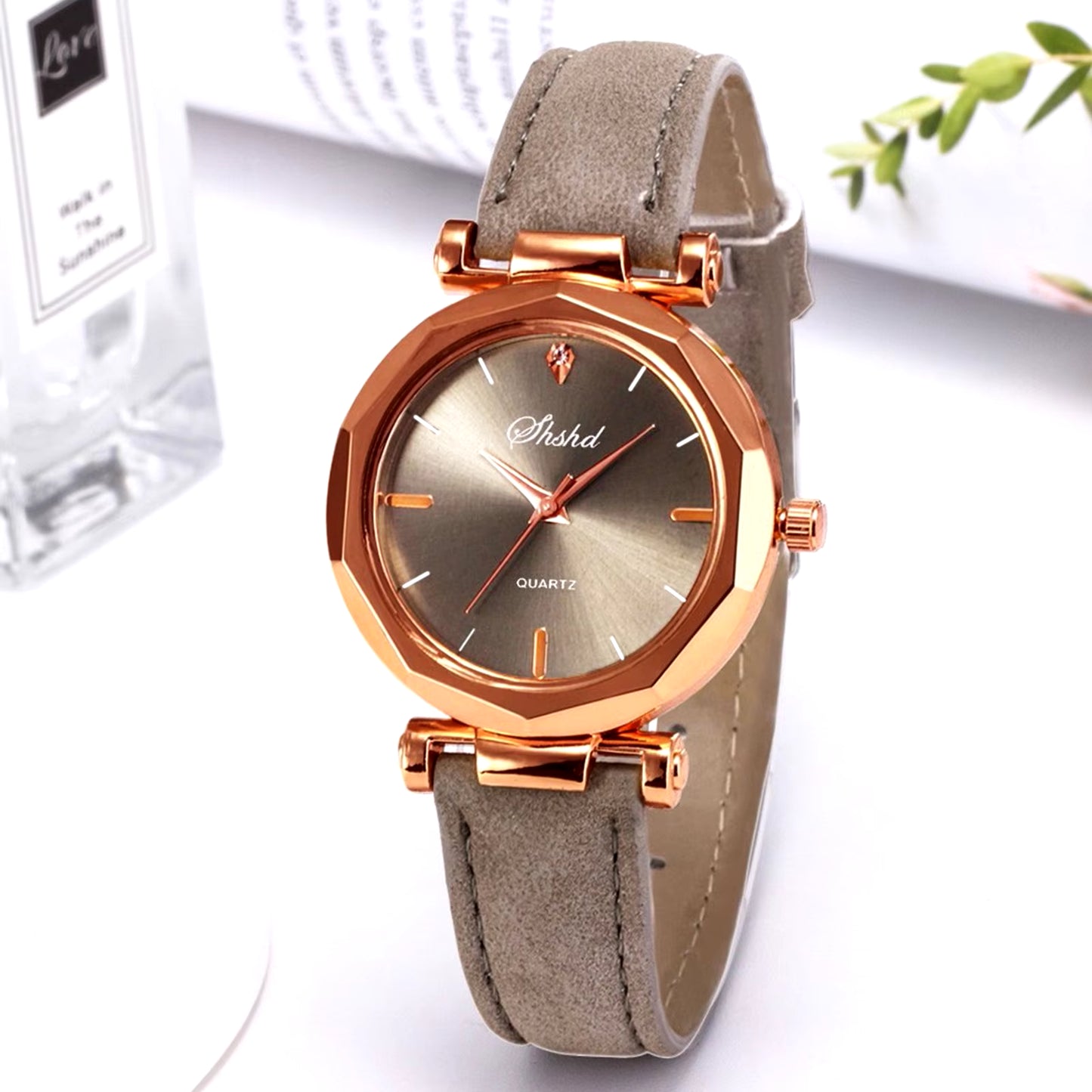 Fashion Women Watch Leather Strap Casual Watches Female round Dial Ladies Quartz Wristwatch Clock Gift Montres Femmes Reloj